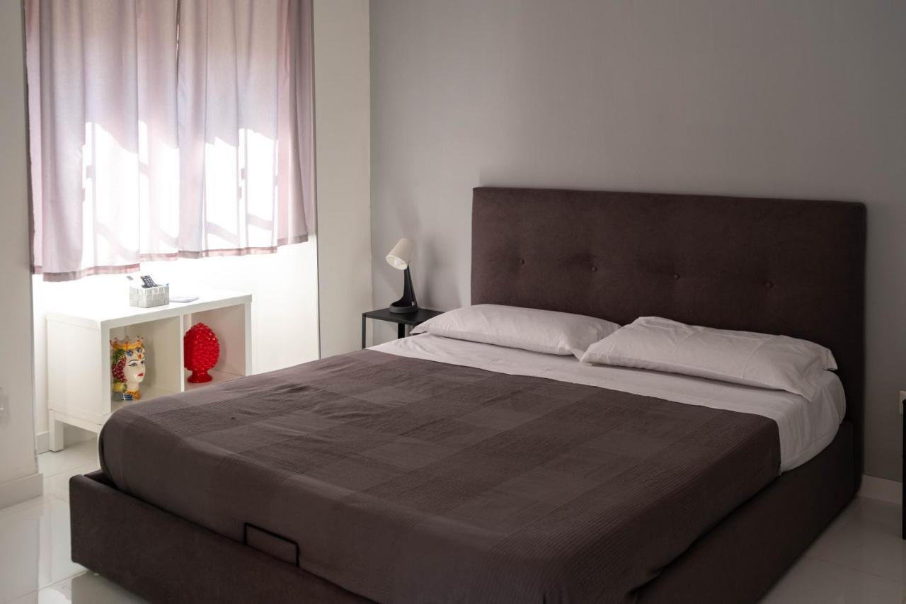Casa Gale - House In Catania Center Apartment ภายนอก รูปภาพ